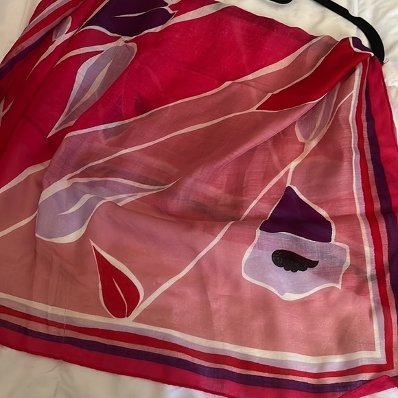 Vintage OSCAR DE LA RENTA Scarf - Picture 4 of 4